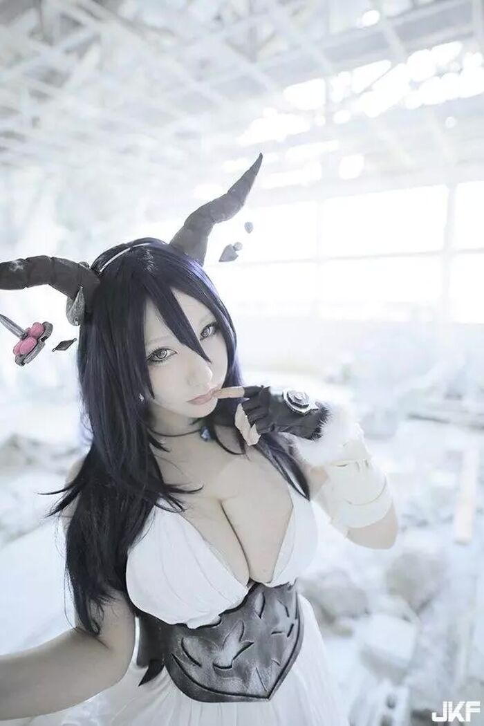 Most exposed COSER Ayaka Saku 18th image