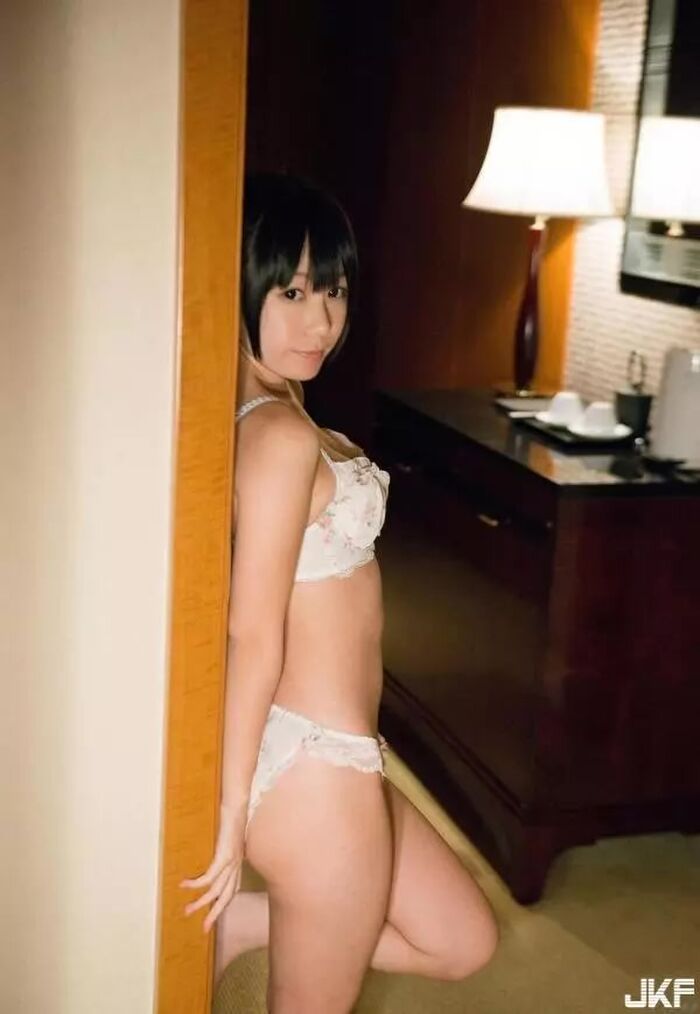 Konishi Marie (41P) 9th image