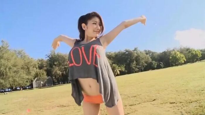Arisa – Want to Hug (74P) 34th image