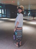 [着衣] ←｜→ [脱衣] 左右対比ギャップはエロし③素人25名