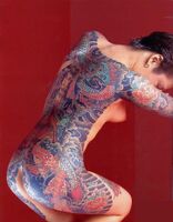 The image that the woman of the extreme road with the tattoo shows the body is too sexy and comes off[54 photos]