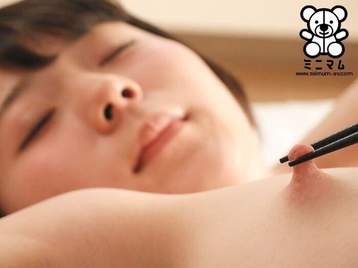 【A cup erotic image】 small small breasts with a slight bulge are adorable (30 sheets) 31th image
