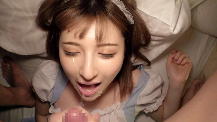 21歳ハーフ美女とTin●erでマッチング。カフェ→カラオケ→路上キス→車内フェラ→ホテルへ… 35th image