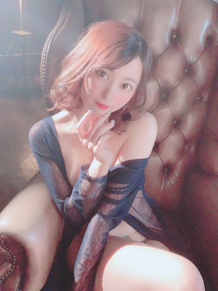 144 erotic images of Azusa Hikari Busty AV actress swimsuit gravure and selfie collected 69th image