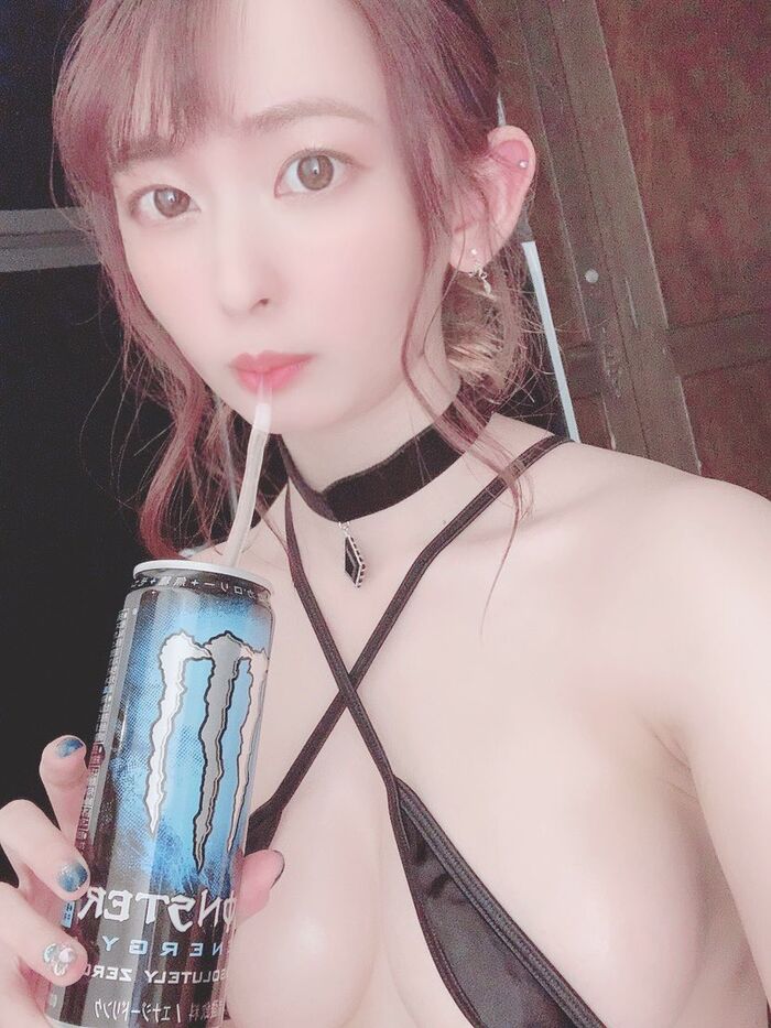 144 erotic images of Azusa Hikari Busty AV actress swimsuit gravure and selfie collected 80th image
