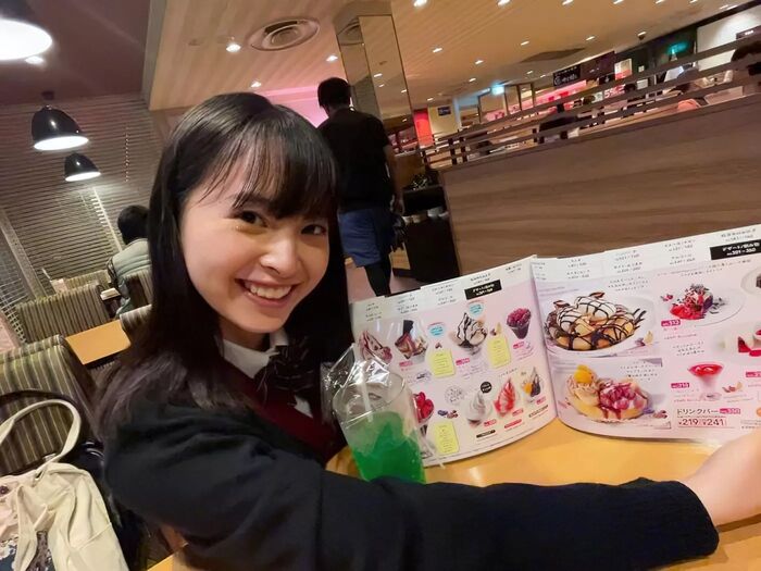 100 high-quality erotic images of Ai Iinuma Treasure gravure of a beautiful girl actress with a sense of transparency 99th image