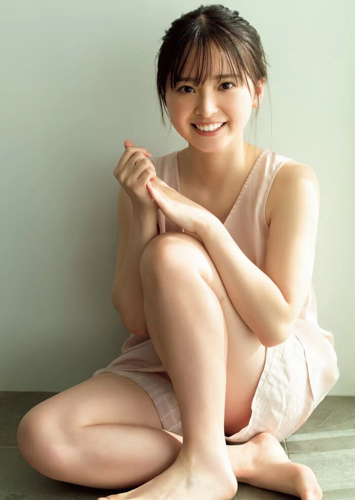 100 high-quality erotic images of Ai Iinuma Treasure gravure of a beautiful girl actress with a sense of transparency 6th image
