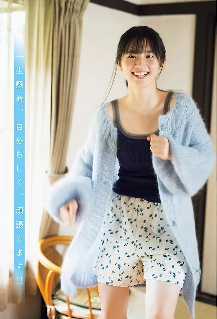 100 high-quality erotic images of Ai Iinuma Treasure gravure of a beautiful girl actress with a sense of transparency 15th image