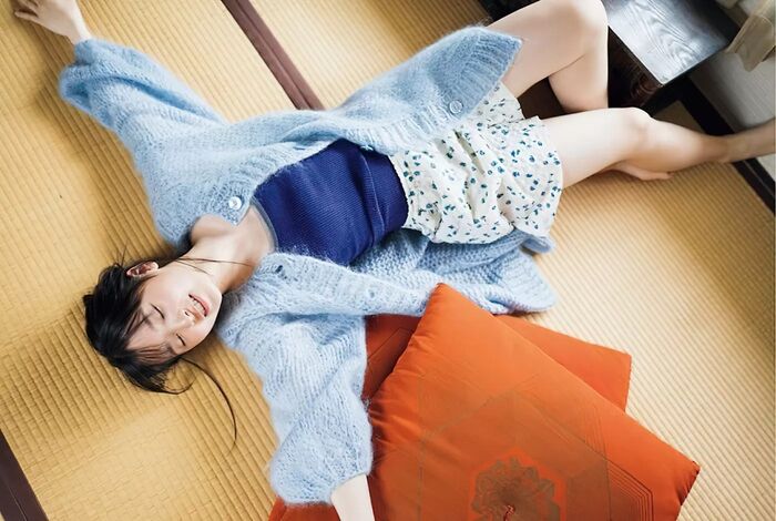 100 high-quality erotic images of Ai Iinuma Treasure gravure of a beautiful girl actress with a sense of transparency 16th image