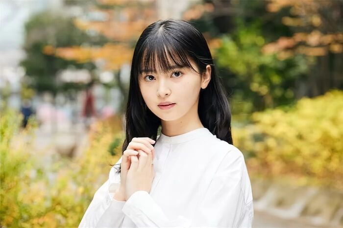 100 high-quality erotic images of Ai Iinuma Treasure gravure of a beautiful girl actress with a sense of transparency 52th image