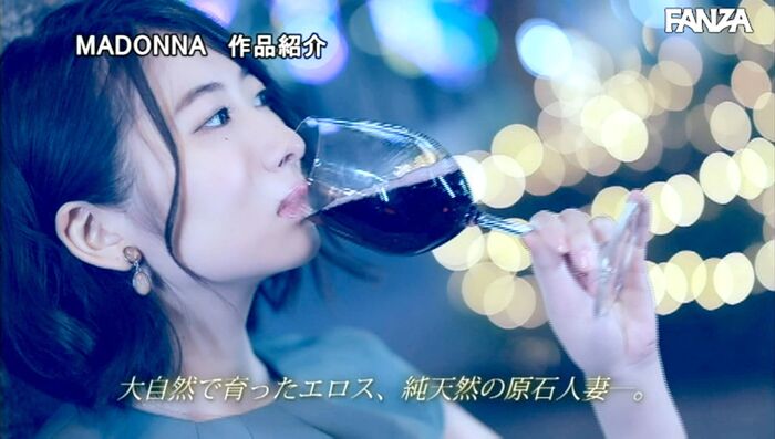 Suehiro Jun Pretty Married Woman Makes AV Debut 34th image