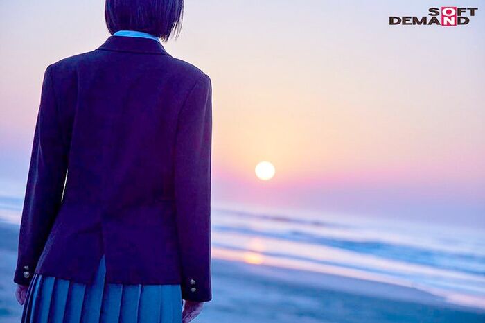 Momono Rin 18-year-old beautiful girl's climax AV debut 11th image