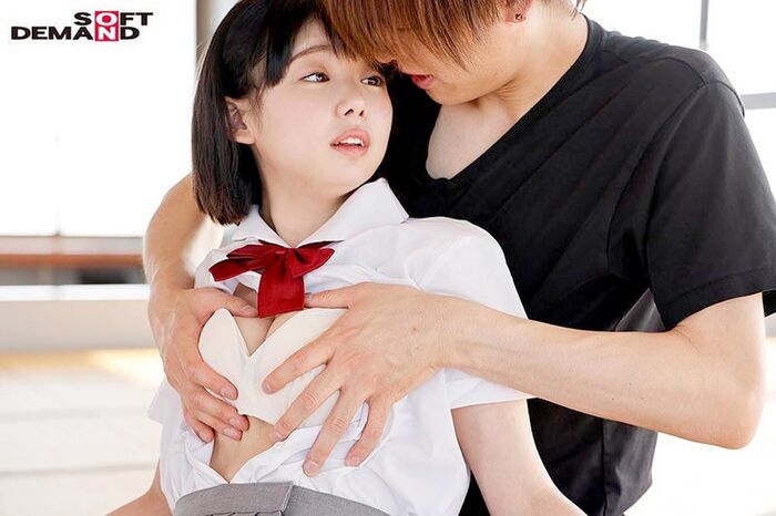 Momono Rin 18-year-old beautiful girl's climax AV debut 3th image
