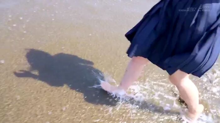 Momono Rin 18-year-old beautiful girl's climax AV debut 44th image