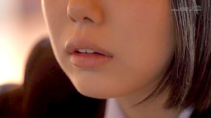 Momono Rin 18-year-old beautiful girl's climax AV debut 45th image