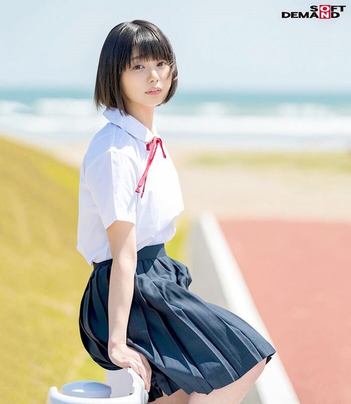 Momono Rin 18-year-old beautiful girl's climax AV debut 6th image
