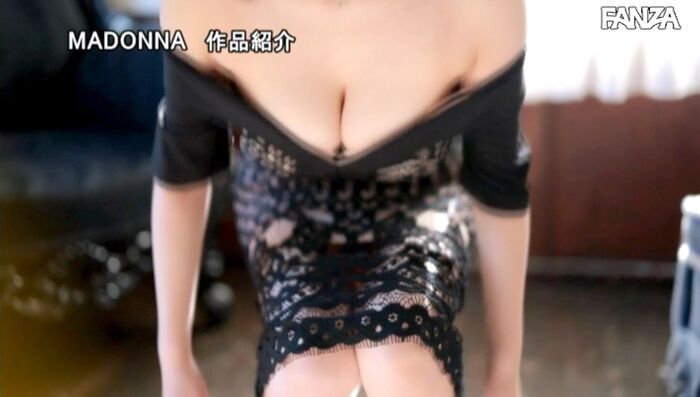 Former race queen married woman image of Kitano Yuna beautiful legs 17th image