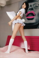 【Raw foot thigh panchira erotic image】 Panties and thigh combinations that are visible and hidden from the skirts of fair girls are transcendent erotic images! Combination with raw leg thighs and panties is very erotic w