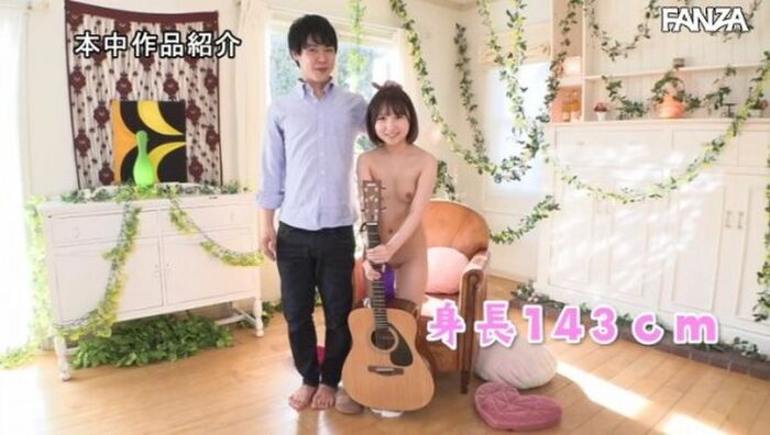 Height 143cm minimum beautiful girl Yura Kana (18) who loves to sing, sexual desire too strong vaginal debut www 18th image